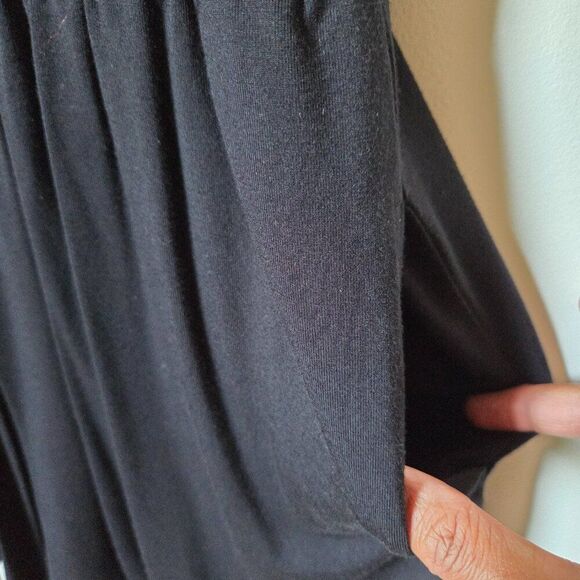 EUC WORN ONCE AERIE BLACK SCOOP NECK SLEEVELESS ROMPER SIZE M - Picture 8 of 16